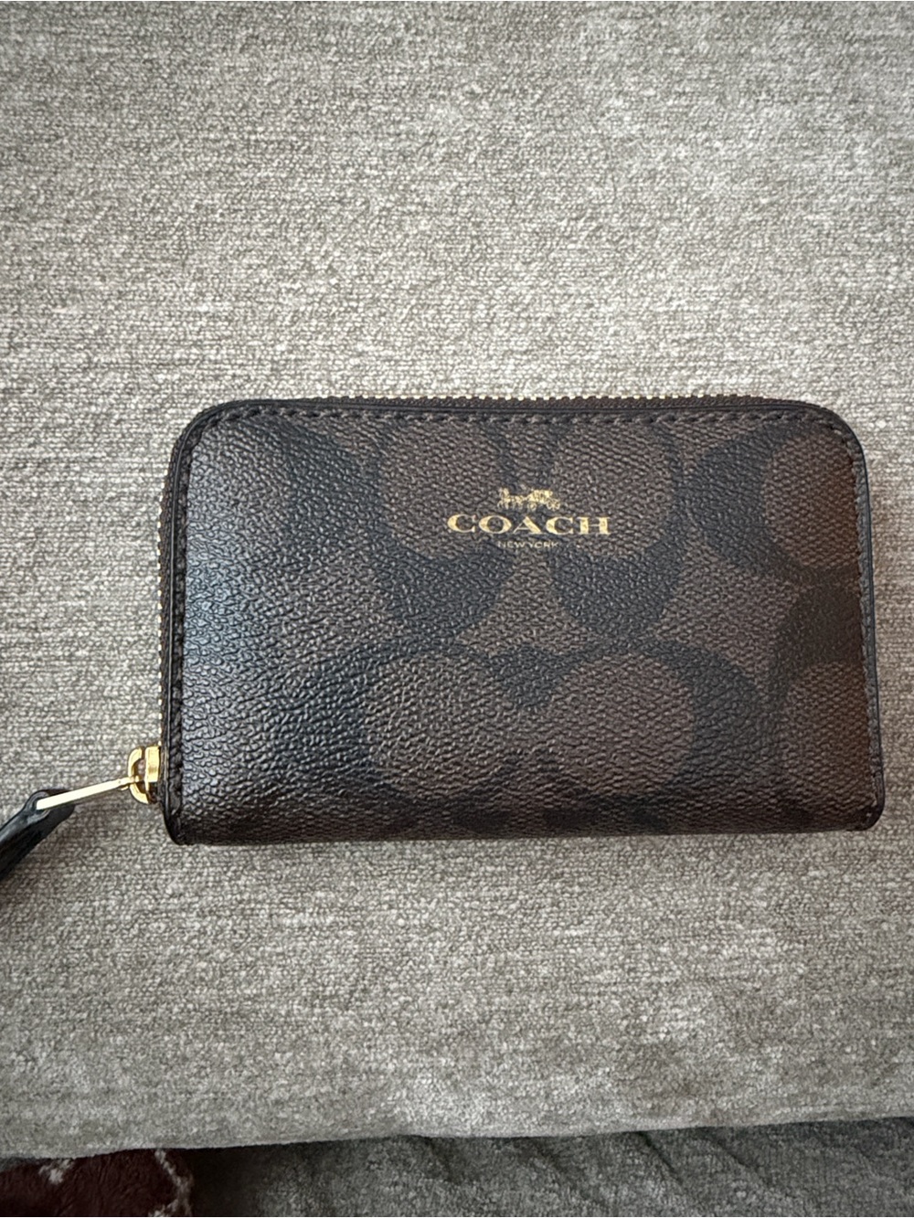Coach signature card case